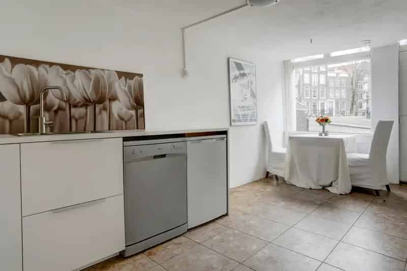 Grachtenpand Jordaan Amsterdam 2 slaapkamers gerenoveerd