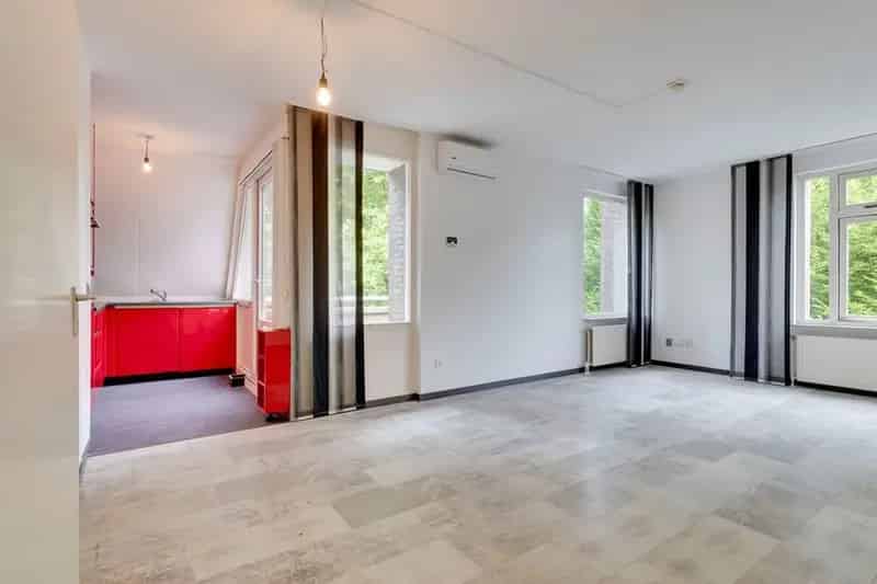 2 Kamer Appartement Nabij City Centrum