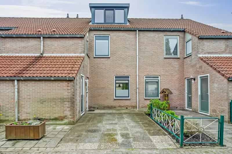 5 Slaapkamers Tussenwoning Hoorn Nabij Binnenstad