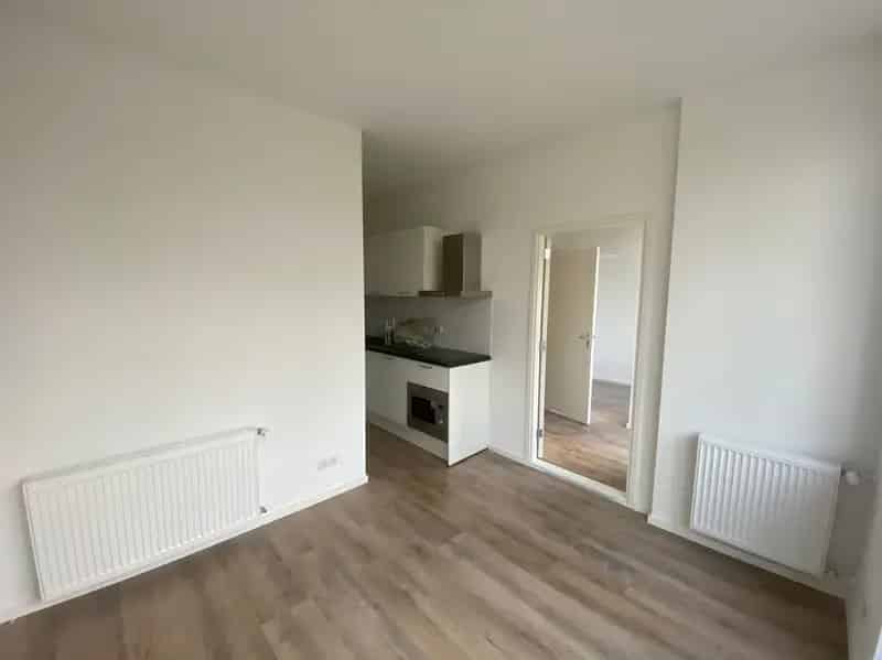 Appartement Oosterhamrikkade 96B - Ruim en centraal gelegen