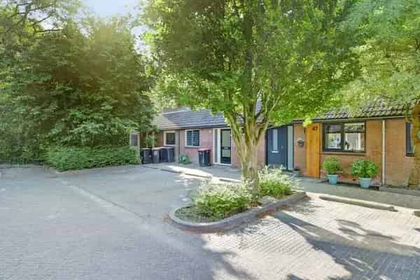 Instapklare Tussenwoning met Tuin Hoorn