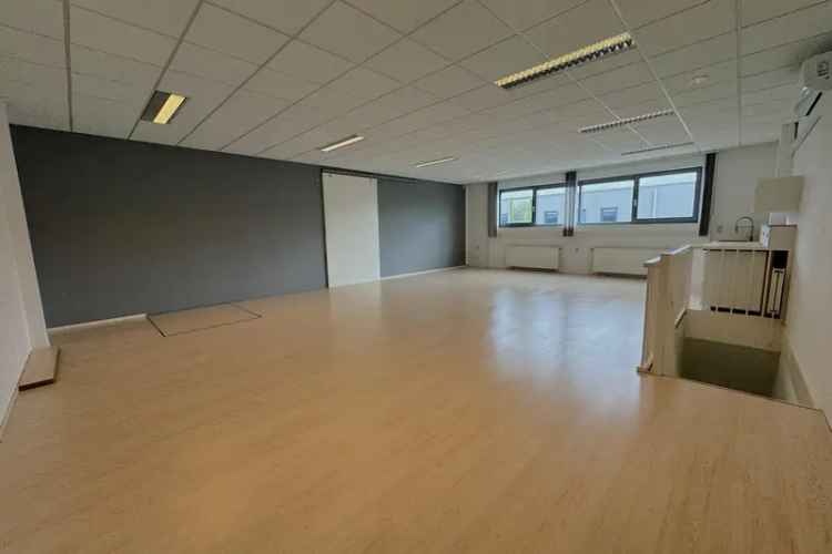 Bedrijfshal te Huur Almere A6 150m²