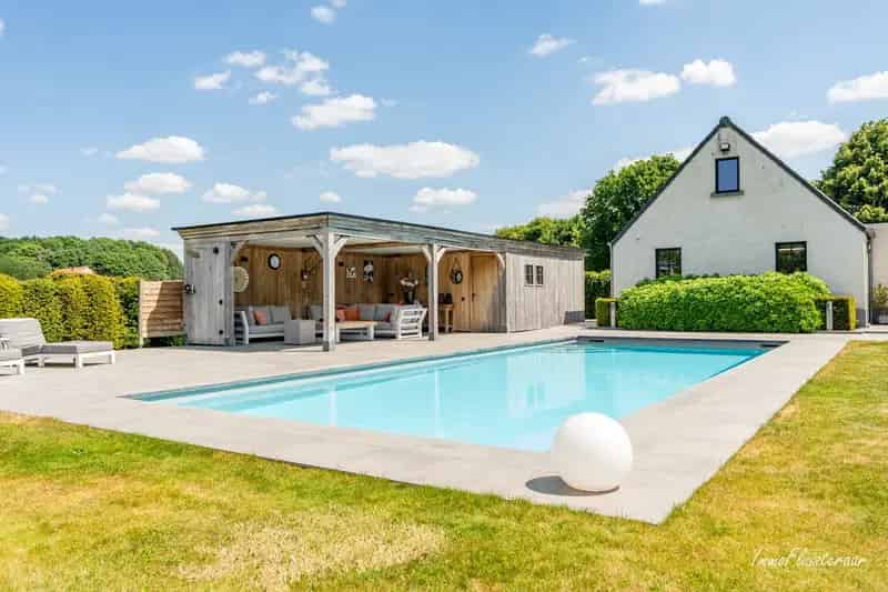 Luxueuze Villa te Hoogstraten met Weide en Zwembad