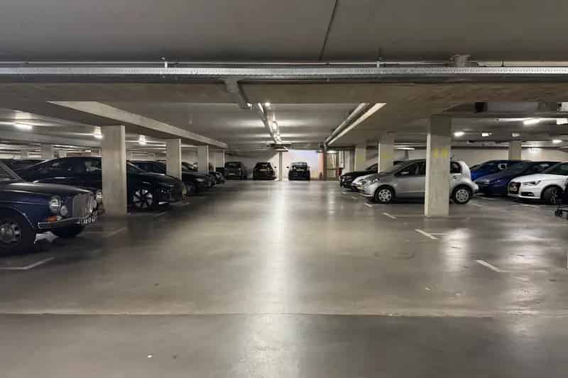 Parkeerplaats Amersfoort Centrum - Veilige Garage Nabij NS