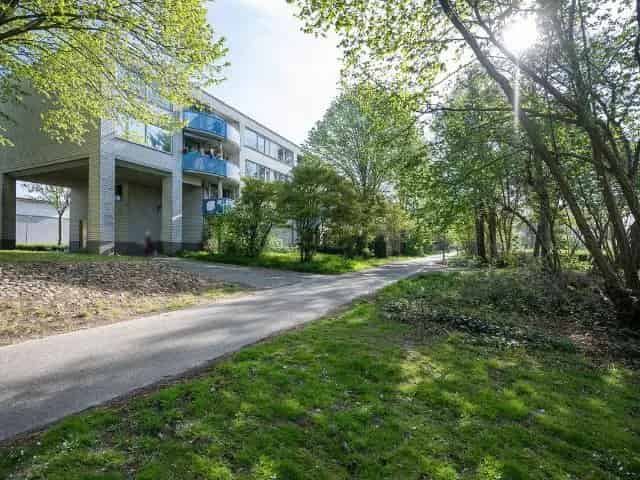 Ruim appartement nabij NS station Almere