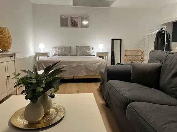Studio Rotterdam West Gemeubileerd Ruime Badkamer