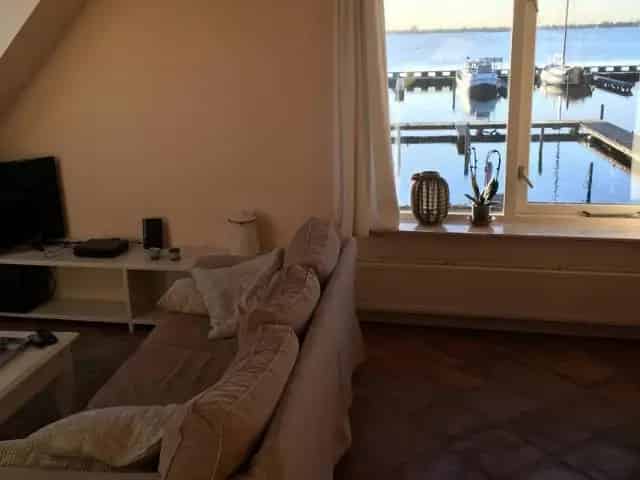Luxe Appartement Vinkeveen: Uitzicht, Comfort en Waterpret