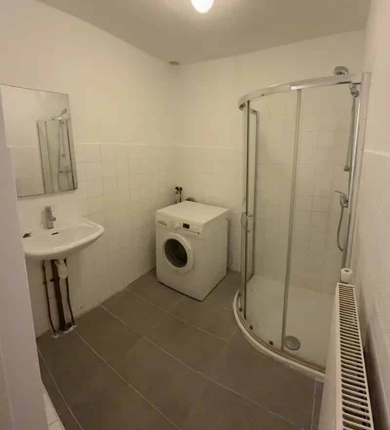 Prachtige kamer toplocatie 1 huisgenoot registratie inbegrepen