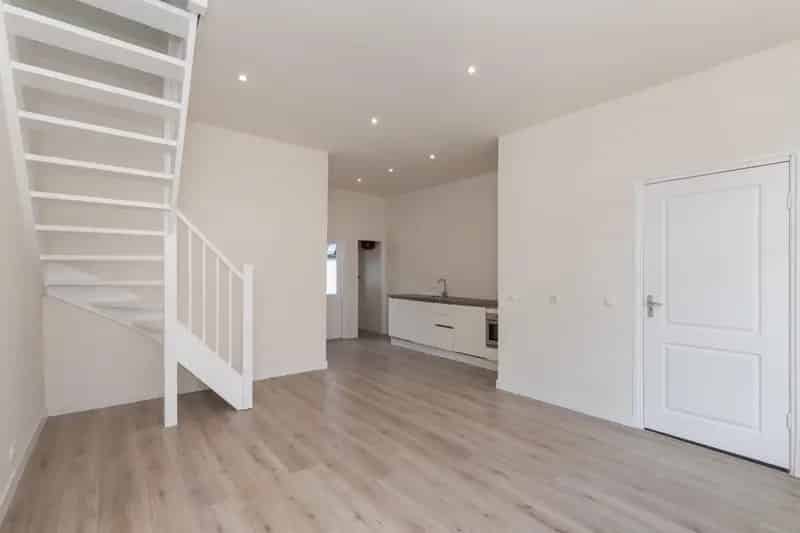 Gerenoveerde 4-kamer woning Schiedam - Tuin - Station nabij