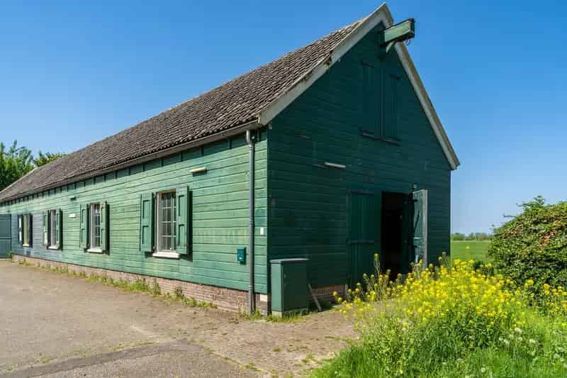 Bedrijfshal Abcoude | Zoek bedrijfshallen te huur: Winkeldijk 17 1391 HL Abcoude 