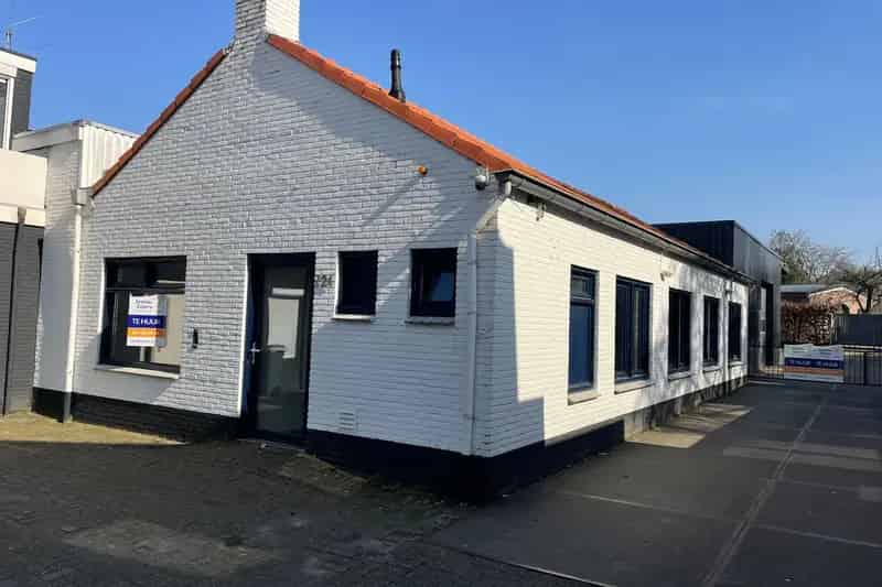 Bedrijfshal Enschede te huur 585m² Opslag Detailhandel