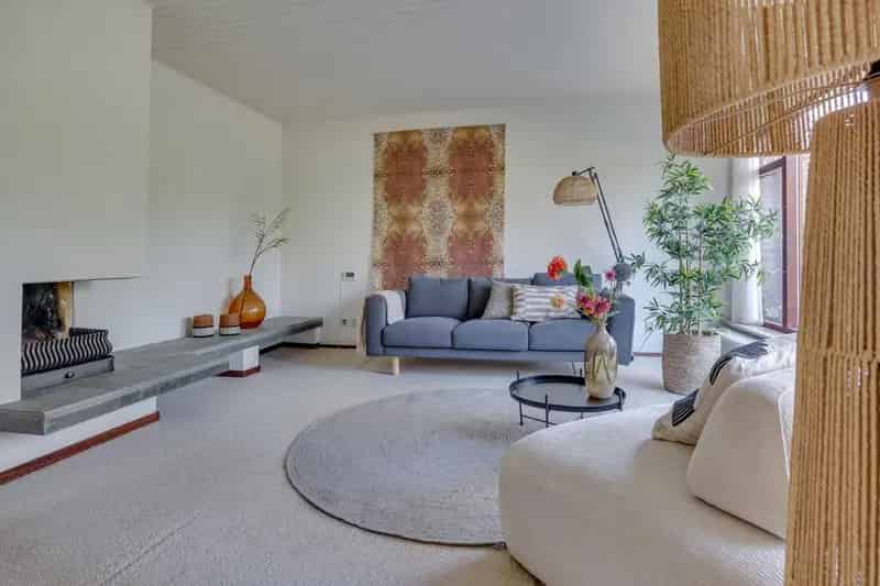 Huis te koop Doorn: Ruime woning met 5 slaapkamers en garage