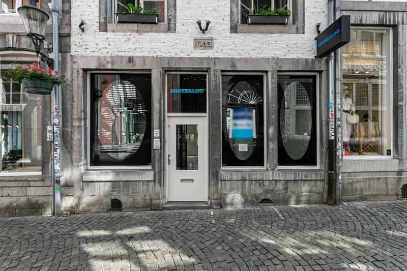Winkel te Huur Maastricht Stokstraat 90m2 Exclusief Souterrain Terras