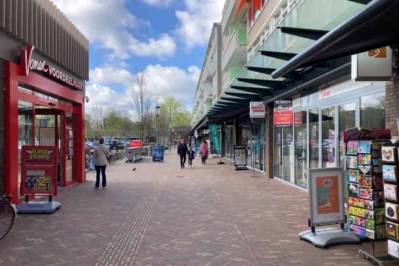 Winkel te Huur Alkmaar De Hoef 186m2
