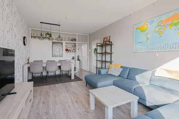 4 Kamer Appartement Nabij Zernikecomplex Groningen