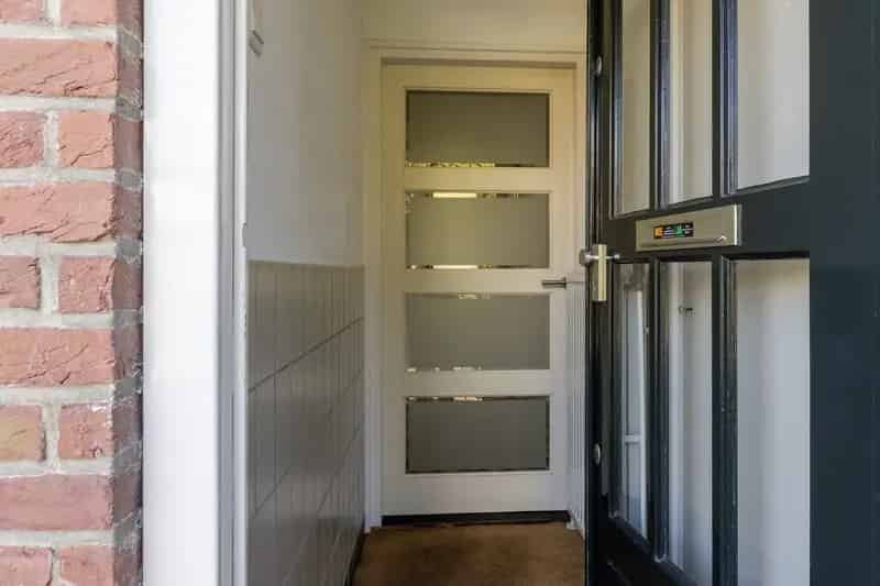 Huis te koop Bussum: 4 slaapkamers, tuin op het zuiden, energielabel B