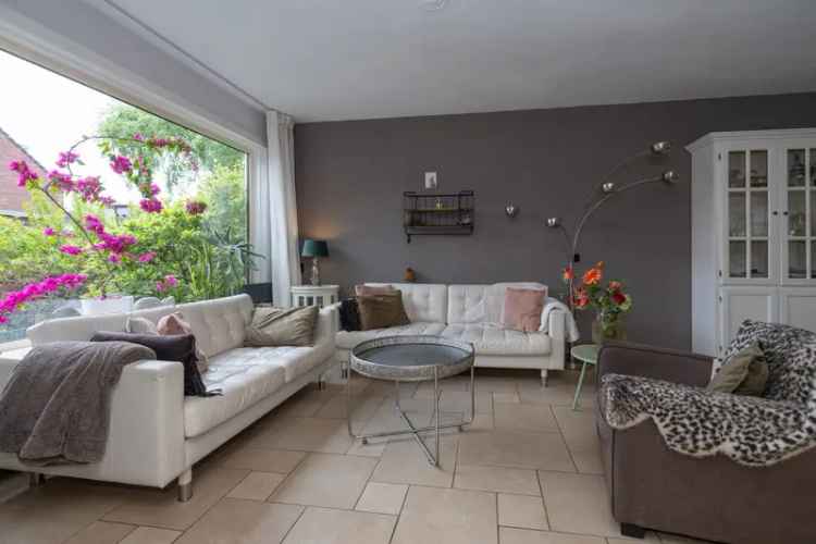 Huis te koop Weesp 4 slaapkamers 117m2 tuin NS station