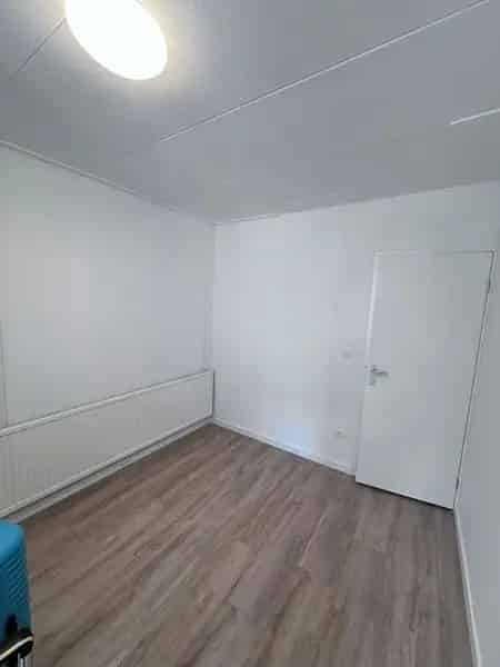 3 Nieuwe Kamers in Enschede vanaf 1 Augustus