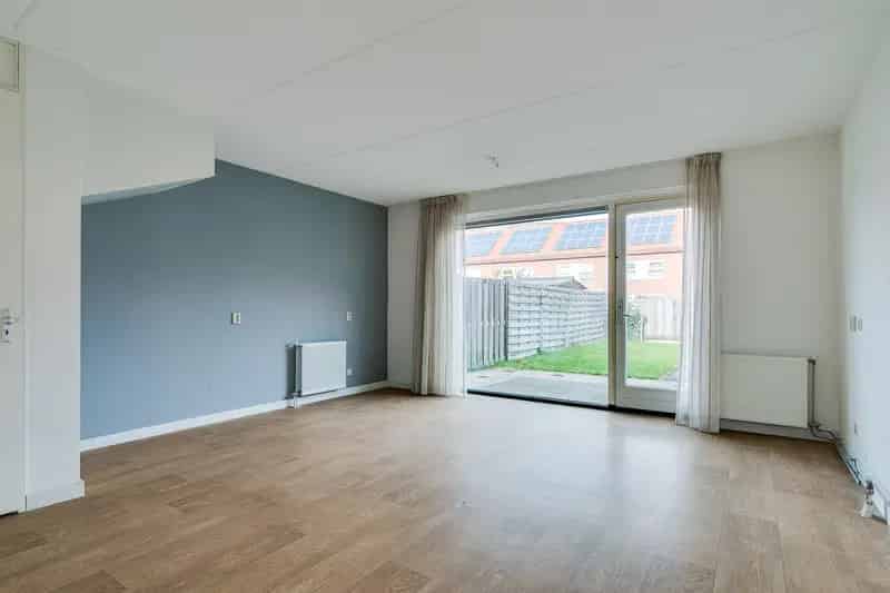 Woonhuis in Dijk en Waard met 5 kamers