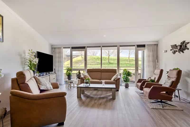 3-kamerappartement Weidevenne  Ruim balkon Aan het water  Energielabel A