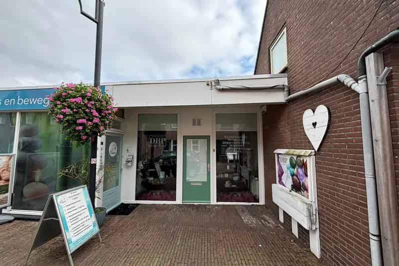 Winkel te huur Ouddorp 60m² Centrum