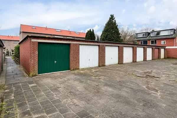 Ruime Garagebox te Huur nabij A29
