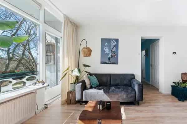 3-Kamerappartement nabij winkelcentrum