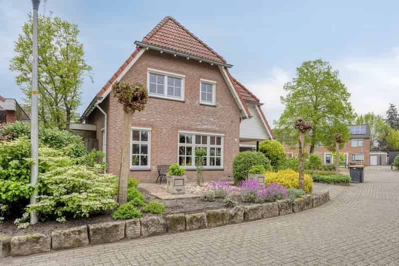 Vrijstaande woning 4 slaapkamers  Energielabel A+  Ruime tuin