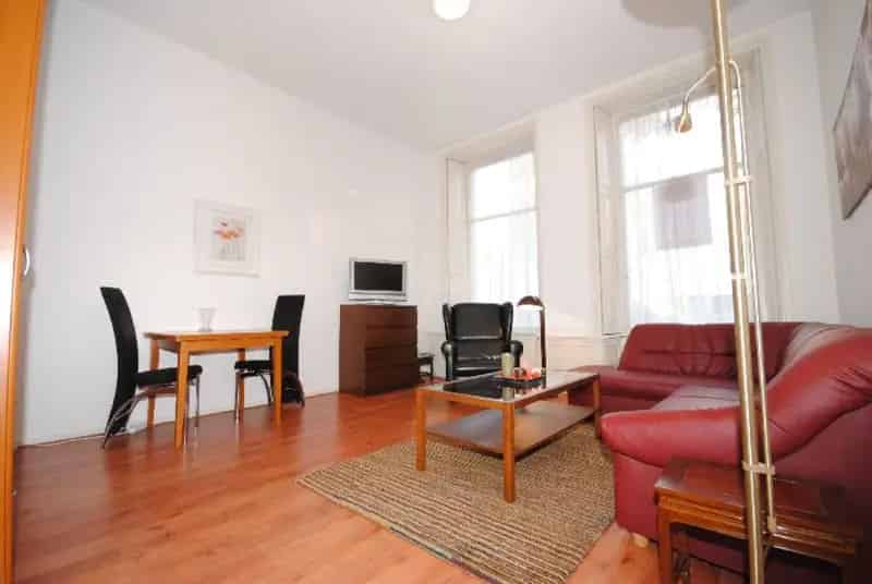 Studio Den Haag - Gemeubileerd - 30m2 - Inclusief Wasmachine/Droger