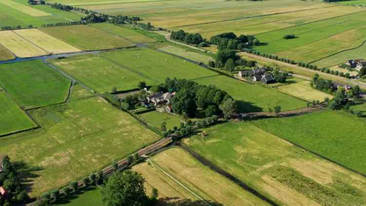 Woonboerderij Te Koop in Schiedam, Zuid-Holland