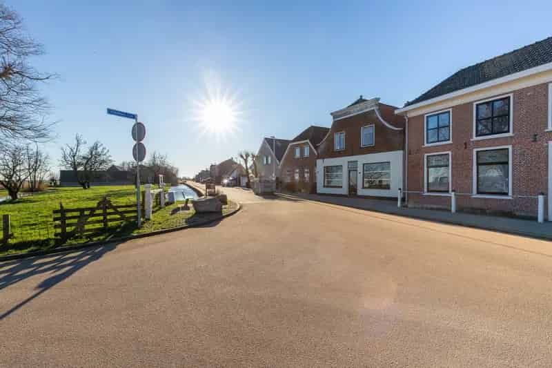 Huis Te Koop , 13, Willem van der Veldenweg, Leimuiden, Zuid-Holland