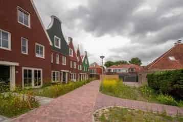 Huis te huur Zaandam Tuin der Nederlanden: Lichtrijke Hoekwoning 2025