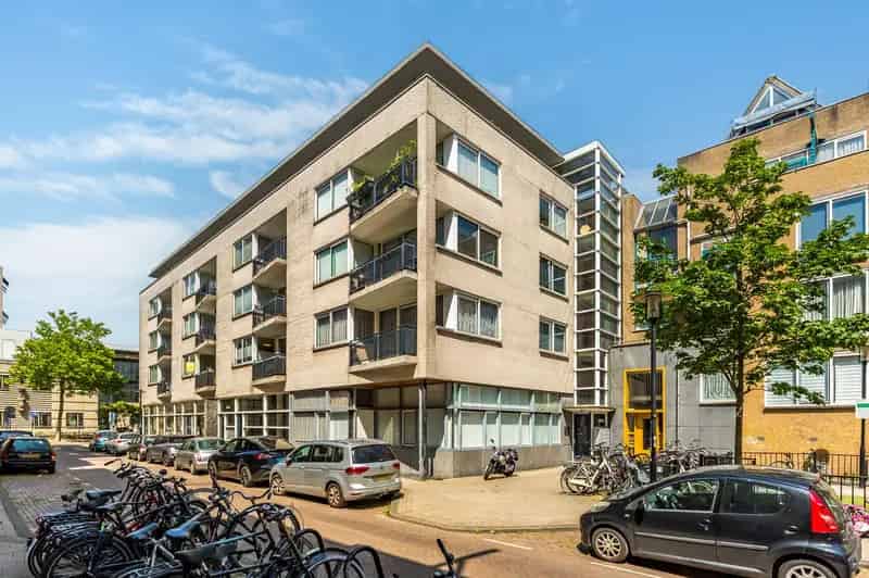 2 Kamer Appartement Amsterdam Oost 51m2 Balkon