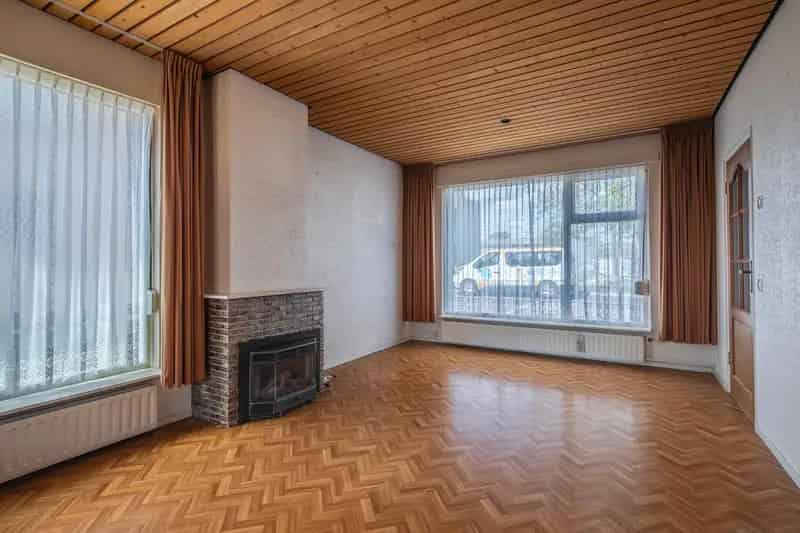 Huis te koop Westervoort: Ruime gezinswoning met garage en tuin
