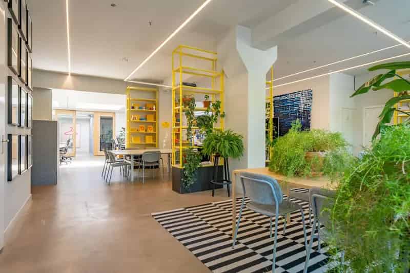 Bedrijfsruimte te huur Amsterdam West 210m²
