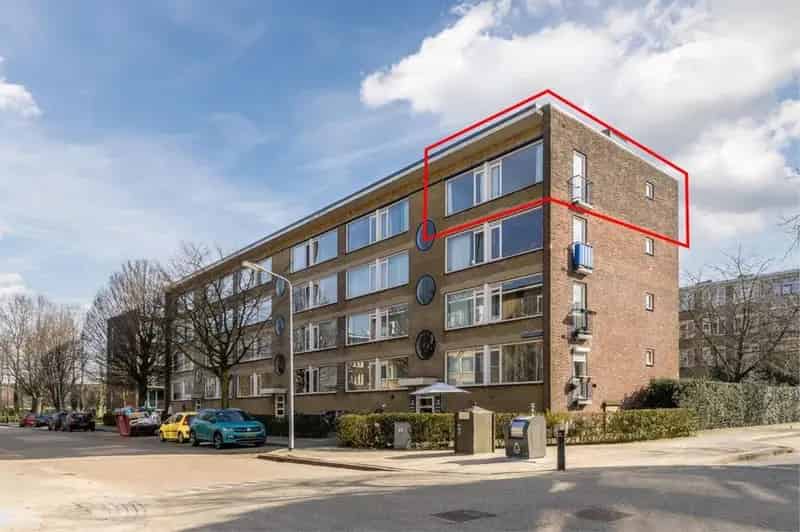 Ruim 3 kamer appartement Weesp nabij NS station