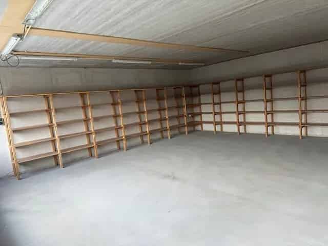 Bedrijfshal Haarlem | Zoek bedrijfshallen te koop: Ir. Lelyweg 14-F 2031 CD Haarlem 