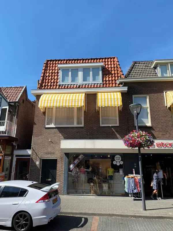 Dubbel Bovenhuis Oegstgeest: 3 Slaapkamers, Dakterras 50m²