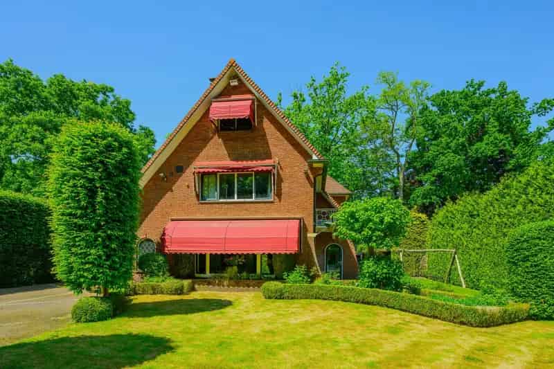Huis te koop Bussum Brediuskwartier: Luxe Villa met Guesthouse