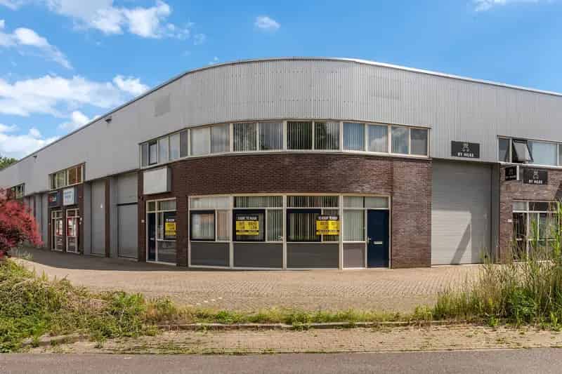 Bedrijfshal te koop Almelo Twentepoort Oost