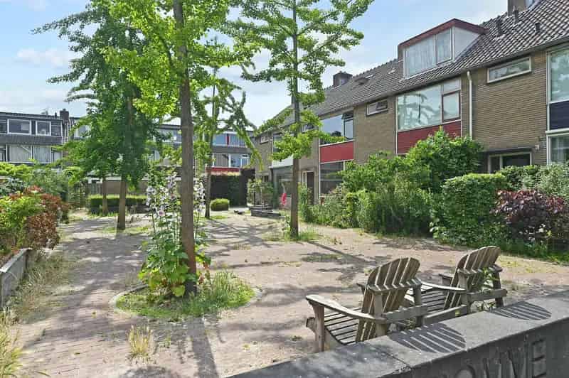 Huis te koop Rommesingel 9 Pijnacker: 3 slaapkamers, tuin, garage