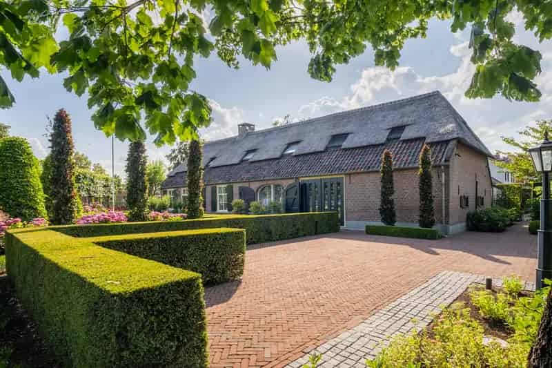 Woonboerderij Veghel Centrum 344m2 3 slaapkamers