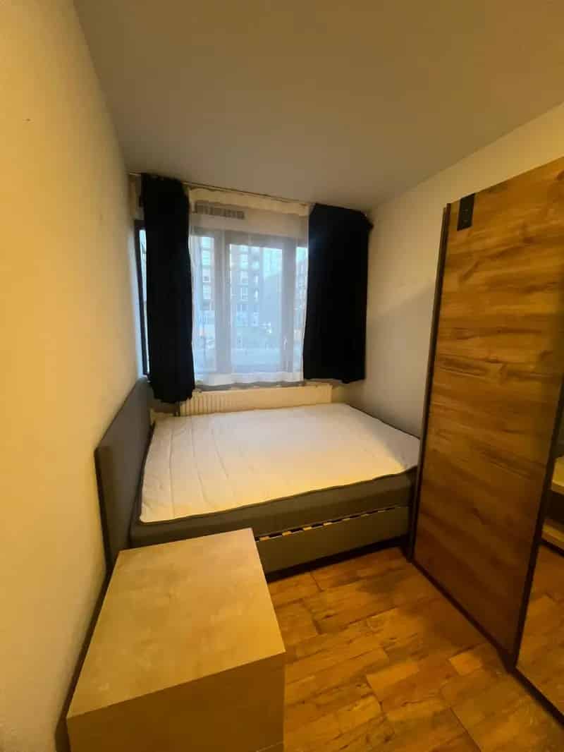 Kamer Amsterdam West Martini van Geffenstraat