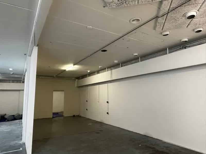 Bedrijfspand 200m² te Huur Nijmegensestraat