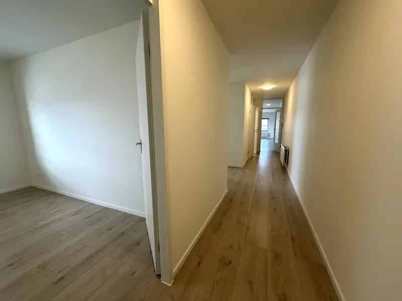 Appartement Strevelsweg Rotterdam