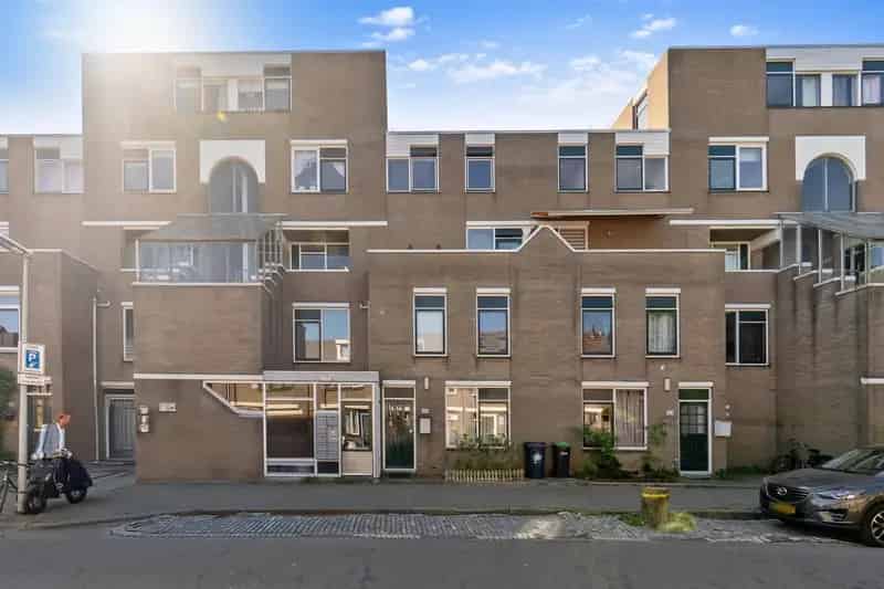 Appartement te koop: Laan van de Mensenrechten 174 2552 NV Den Haag 
