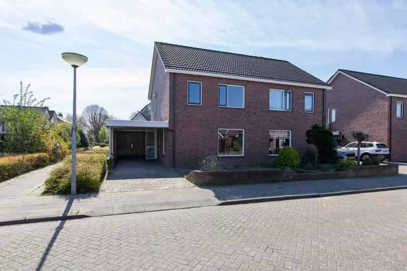 Te Koop Didam: Gezinswoning 178m2 4 slaapkamers Tuin Garage
