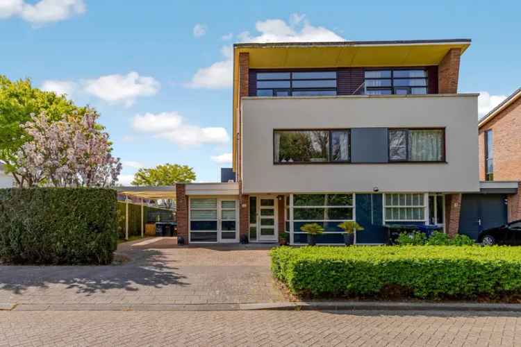 Tweekapper Literatuurwijk 4 slaapkamers carport tuin airco laadpaal zonnepanelen