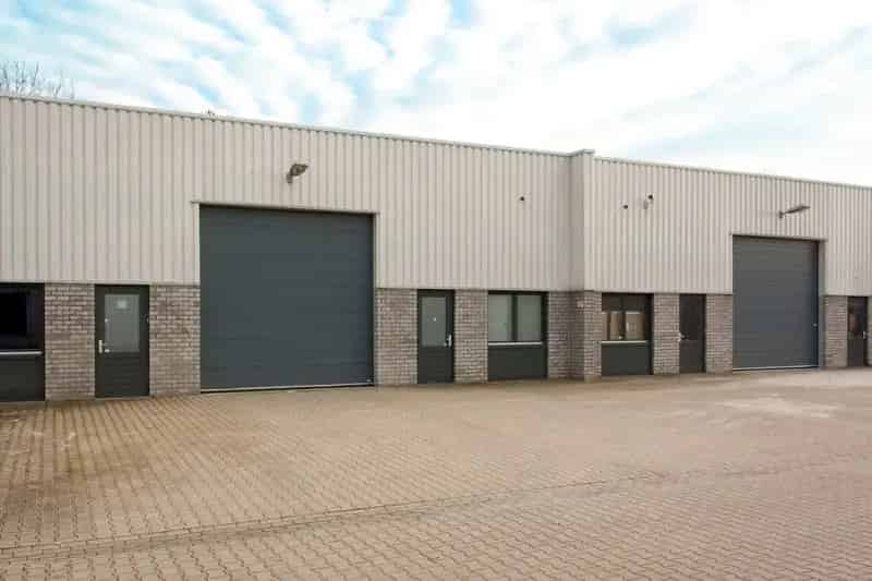 Bedrijfshal te Huur Echt 300m2 Bedrijvenpark De Berk
