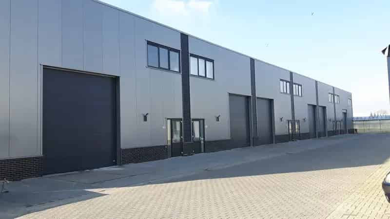 Bedrijfshal te Huur De Kwakel 300m²